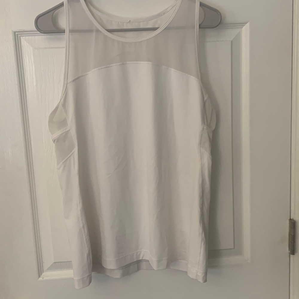 Like new lululemon tank
